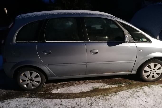 Kita, lengvojo lydinio