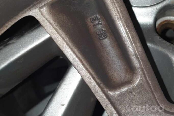 Kita, lengvojo lydinio