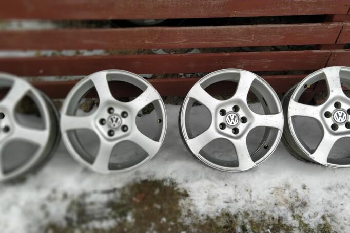 Kita, lengvojo lydinio