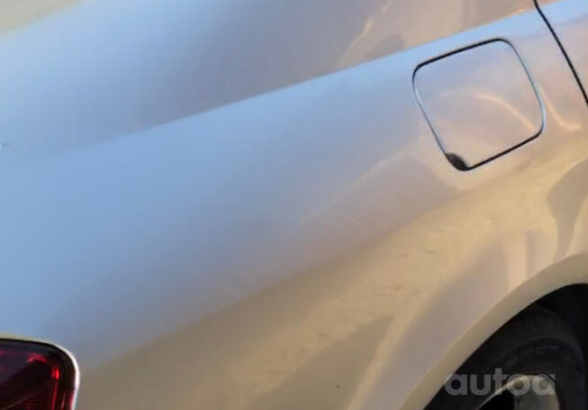 4 racing, lengvojo lydinio