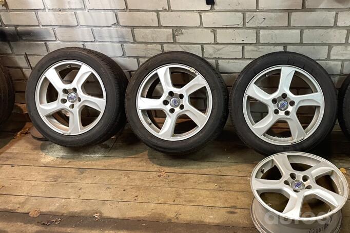 Kita, lengvojo lydinio