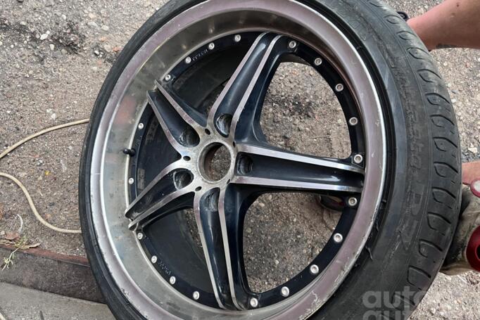 Kita, lengvojo lydinio