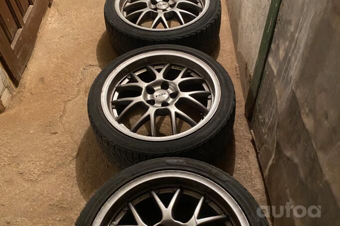 Kita, lengvojo lydinio