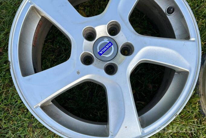 Kita, lengvojo lydinio