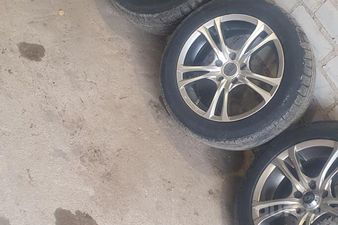 Kita, lengvojo lydinio