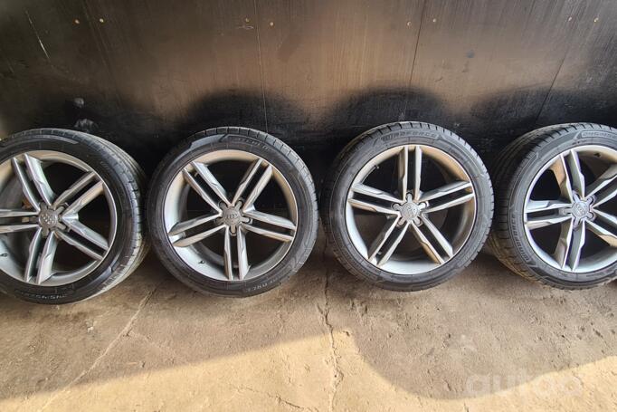 Audi replica, lengvojo lydinio