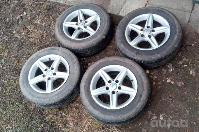 Kita, lengvojo lydinio