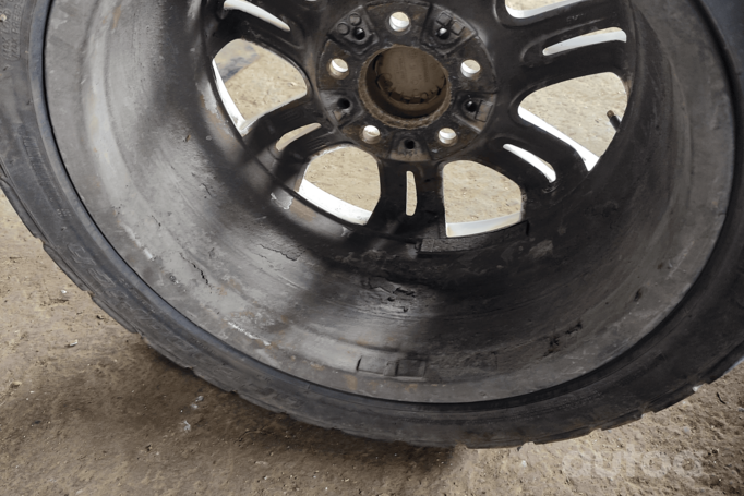 Kita, lengvojo lydinio