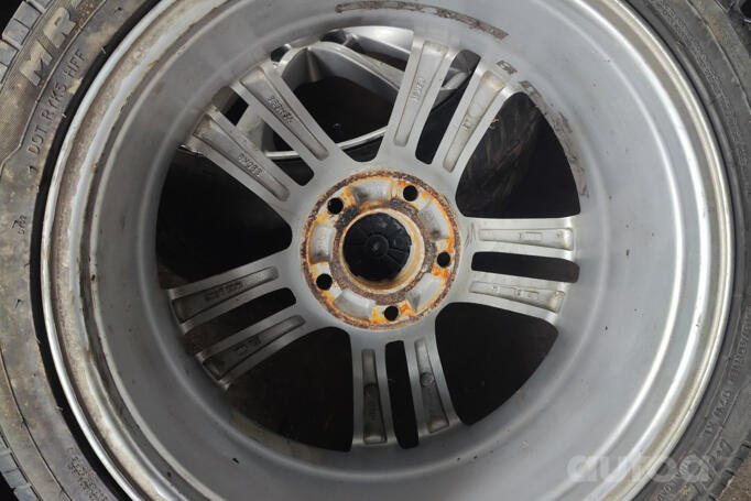 Kita, lengvojo lydinio