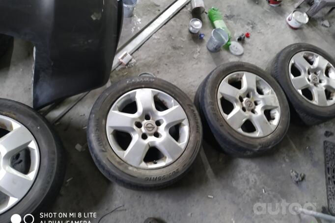 Kita, plieniniai štampuoti