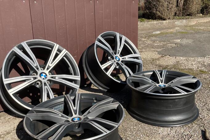 BMW, lengvojo lydinio