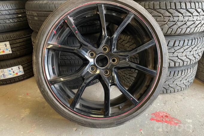 Honda, lengvojo lydinio