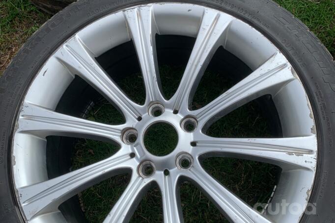 Kita, lengvojo lydinio