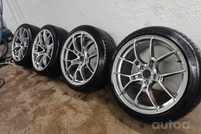 Kita, lengvojo lydinio