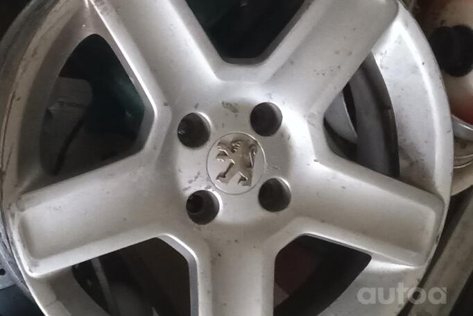 Peugot, lengvojo lydinio