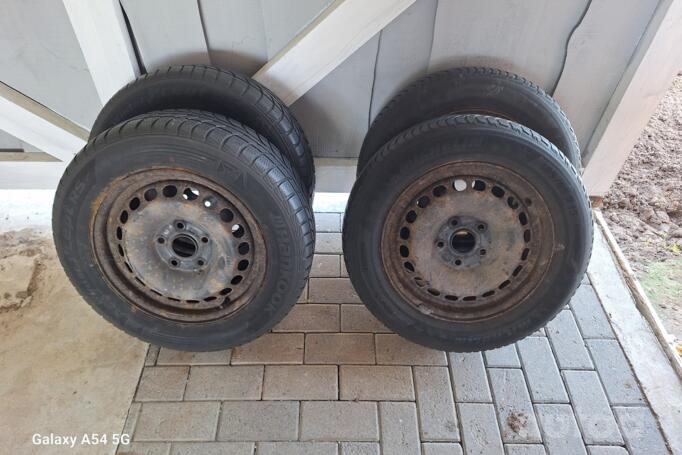 Kita, plieniniai štampuoti