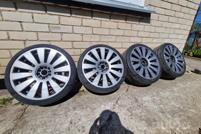 Audi, lengvojo lydinio