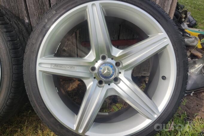 Kita, lengvojo lydinio