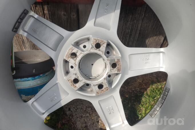 Kita, lengvojo lydinio