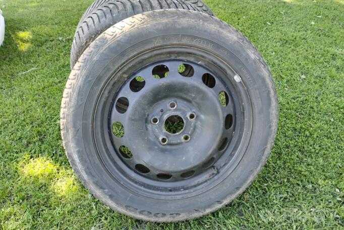 Kita, plieniniai štampuoti