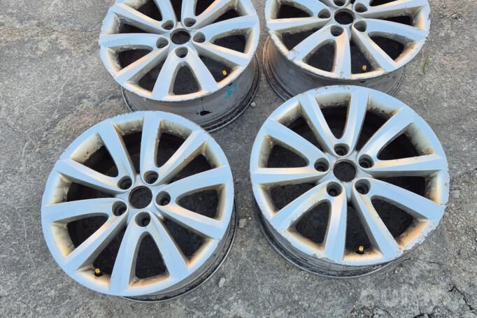 Kita, lengvojo lydinio