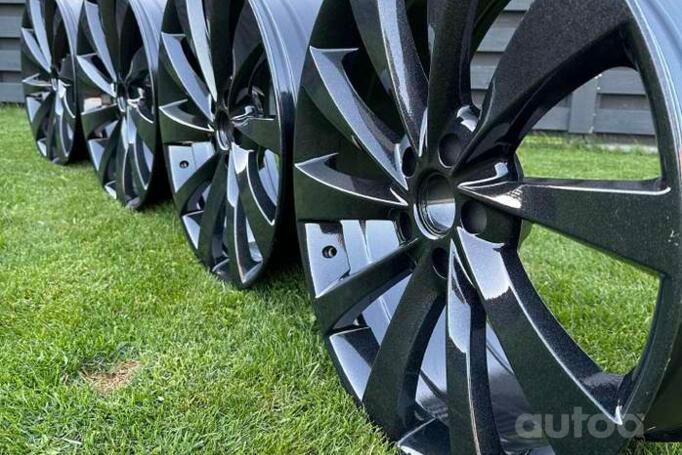 Kita, lengvojo lydinio