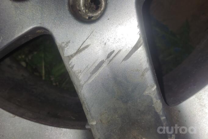 Kita, lengvojo lydinio