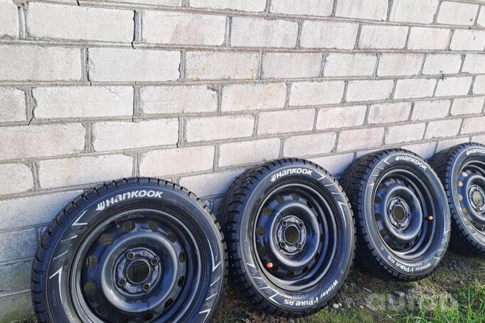 Kita, plieniniai štampuoti