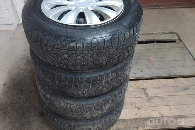 Kita, plieniniai štampuoti