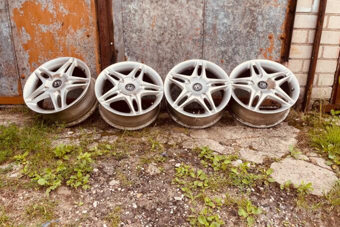 Honda, lengvojo lydinio