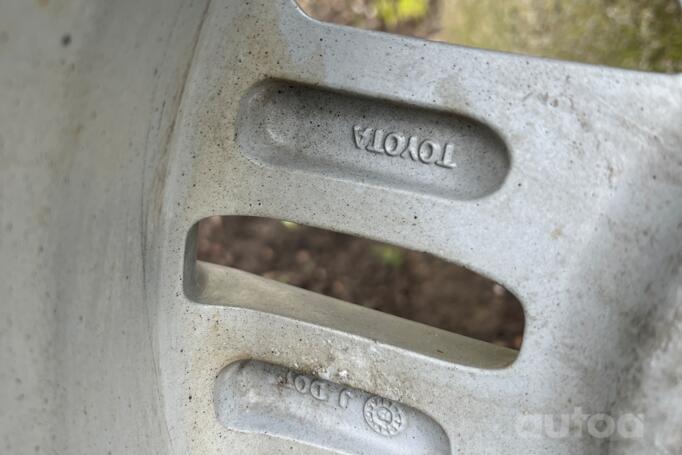 Toyota, lengvojo lydinio