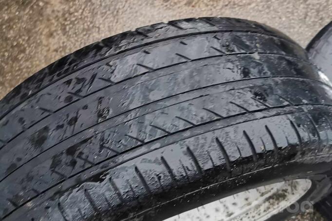 Volvo, lengvojo lydinio