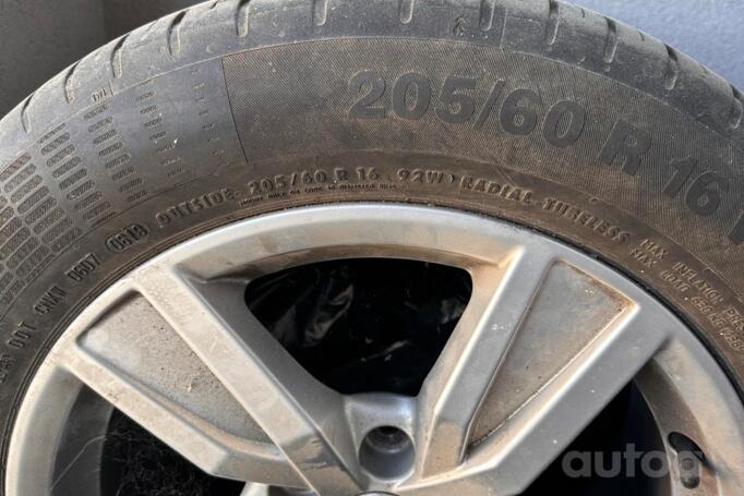 Kita, lengvojo lydinio