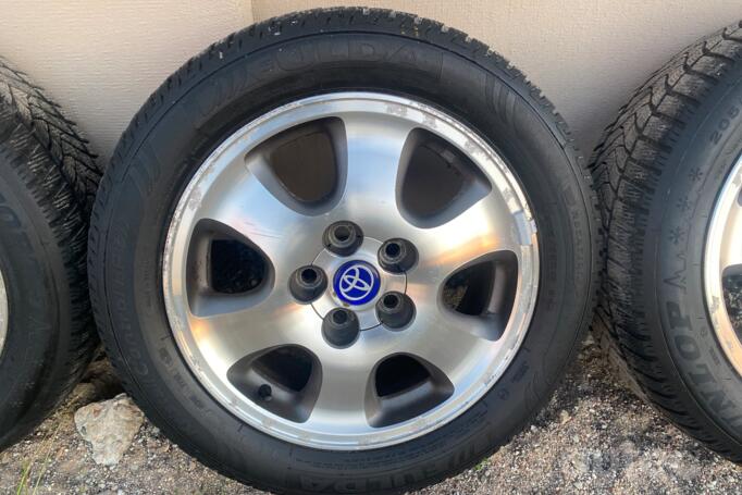 Toyota, lengvojo lydinio