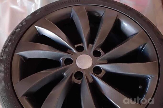 Kita, lengvojo lydinio