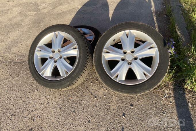 Kita, lengvojo lydinio