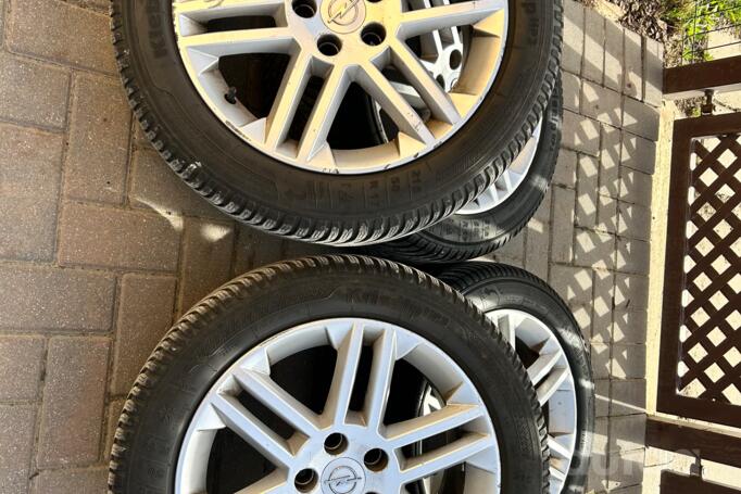 Kita, lengvojo lydinio