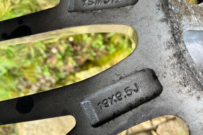 Kita, lengvojo lydinio