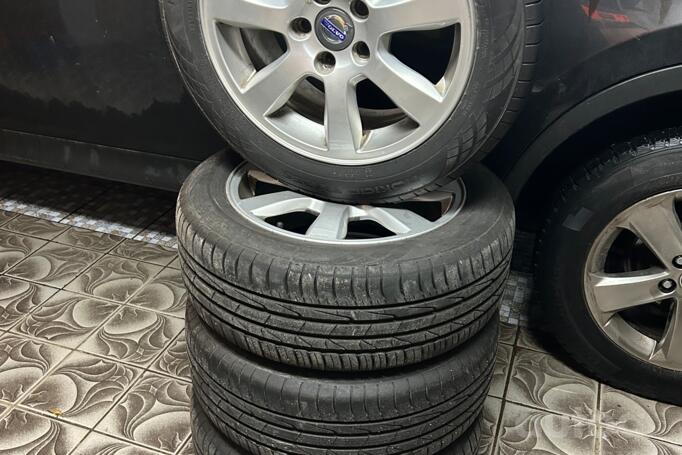 Volvo, lengvojo lydinio