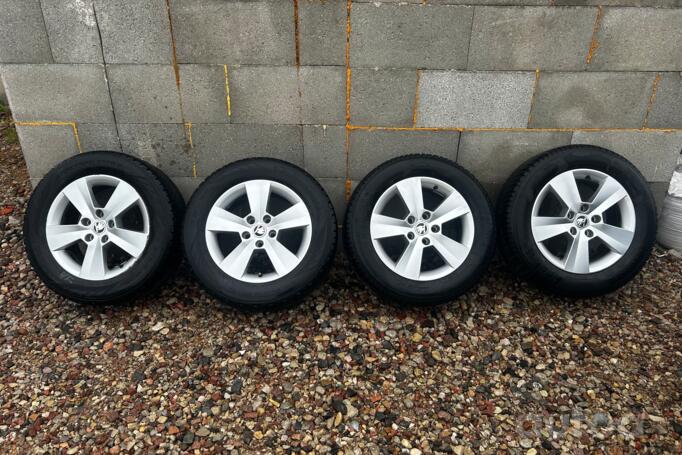 Kita, lengvojo lydinio