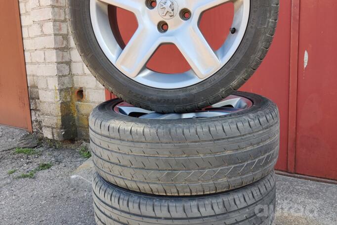 Kita, lengvojo lydinio