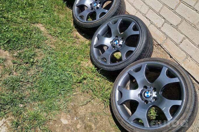 BMW, lengvojo lydinio