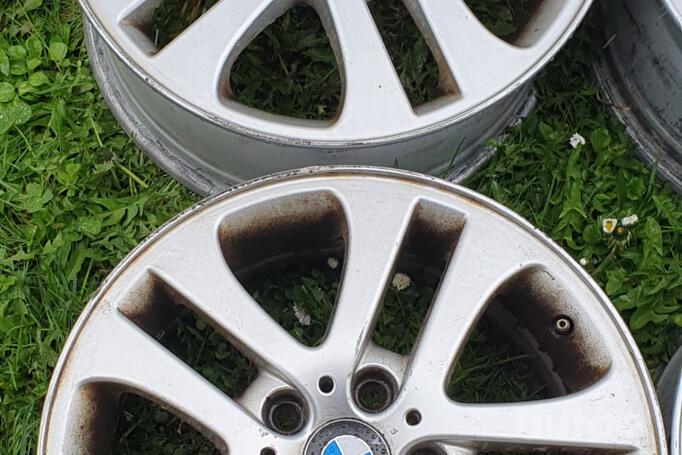 BMW, lengvojo lydinio