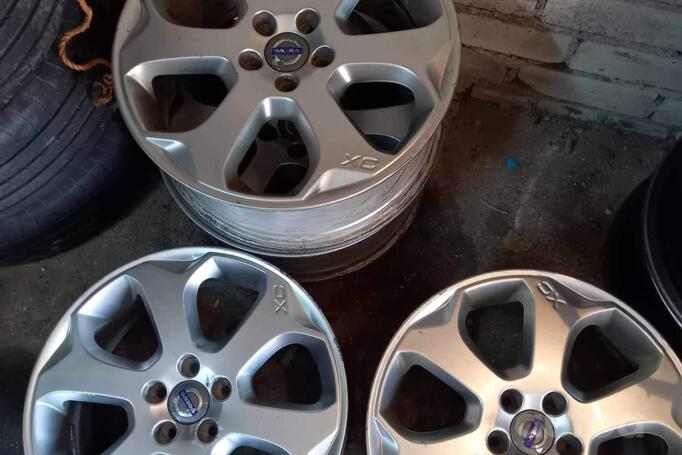 Kita, lengvojo lydinio