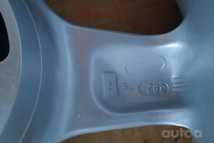 Kita, lengvojo lydinio