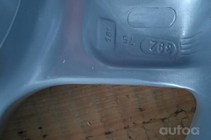 Kita, lengvojo lydinio