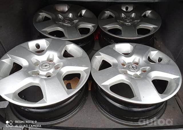 Kita, plieniniai štampuoti