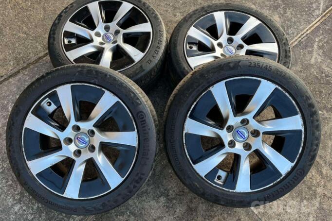 Volvo, lengvojo lydinio