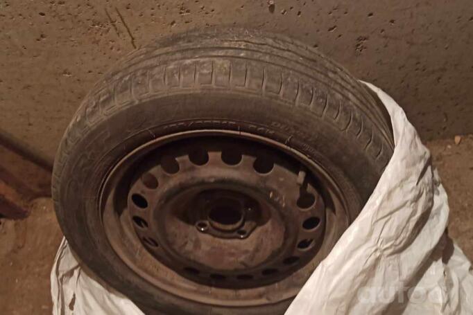 Kita, plieniniai štampuoti