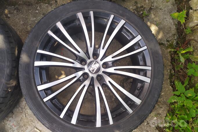 Kita, lengvojo lydinio